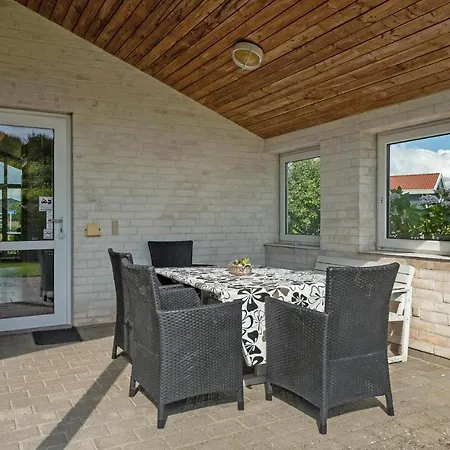 別荘 Two-bedroom In